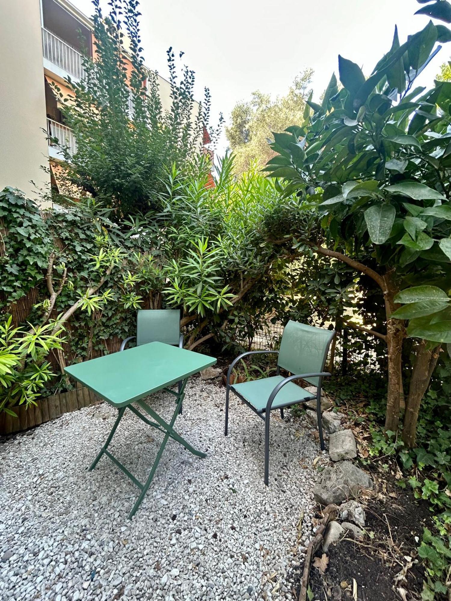 Charmant Studio Avec Jardin Antibes Exteriör bild
